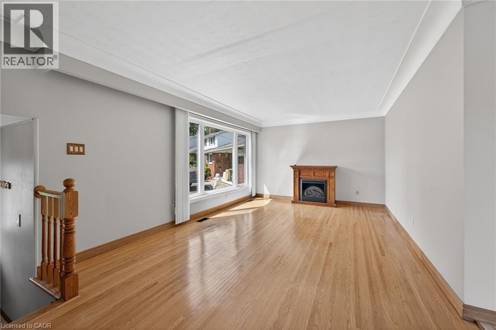 40 Bermuda Court, Hamilton, Ontario  L9C 2J8 - Photo 8 - 40834617