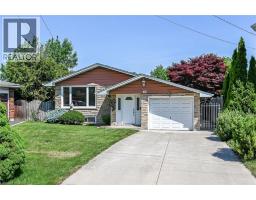 40 BERMUDA Court, Hamilton, Ontario