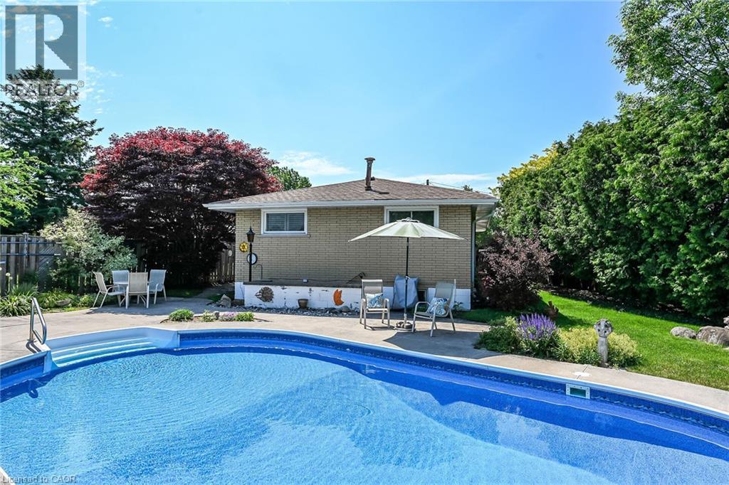 40 Bermuda Court, Hamilton, Ontario  L9C 2J8 - Photo 41 - 40834617