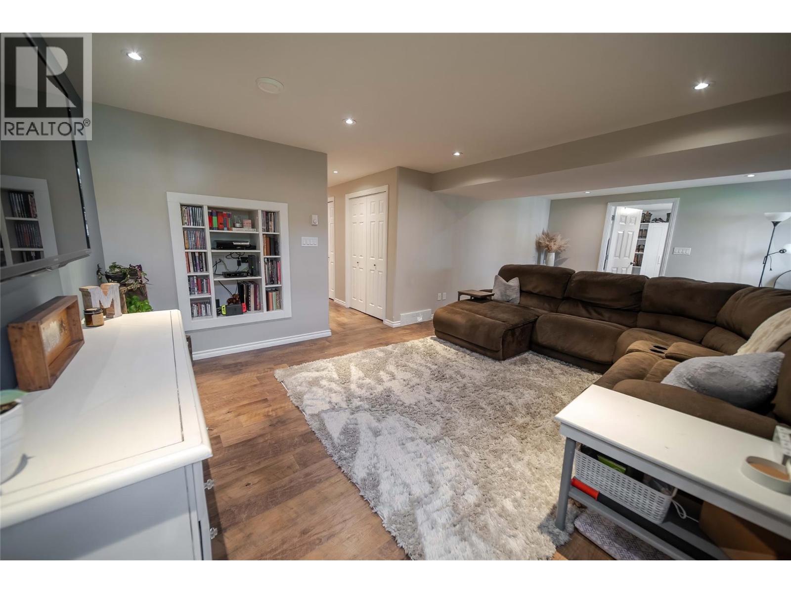 211 26th Avenue S, Cranbrook, British Columbia V1C 3J2 - Photo 29 - 10390254
