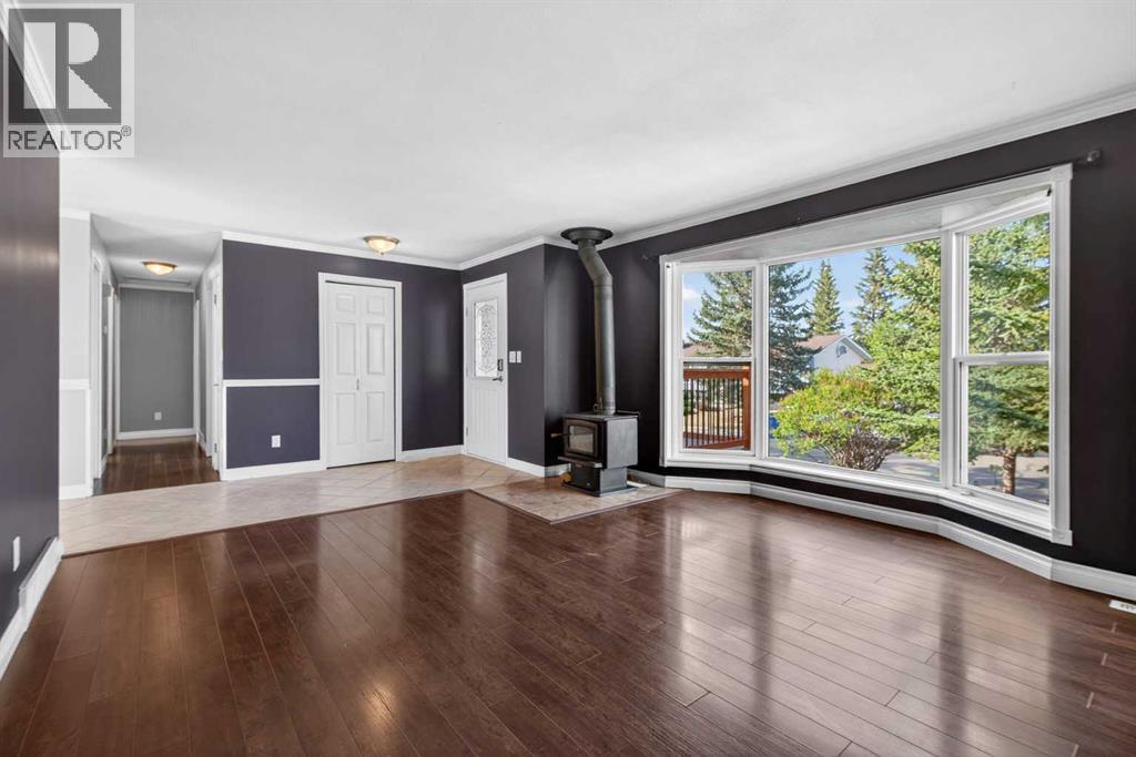 225 9 Street SE, Three Hills, Alberta  T0M 2A0 - Photo 13 - A2315076