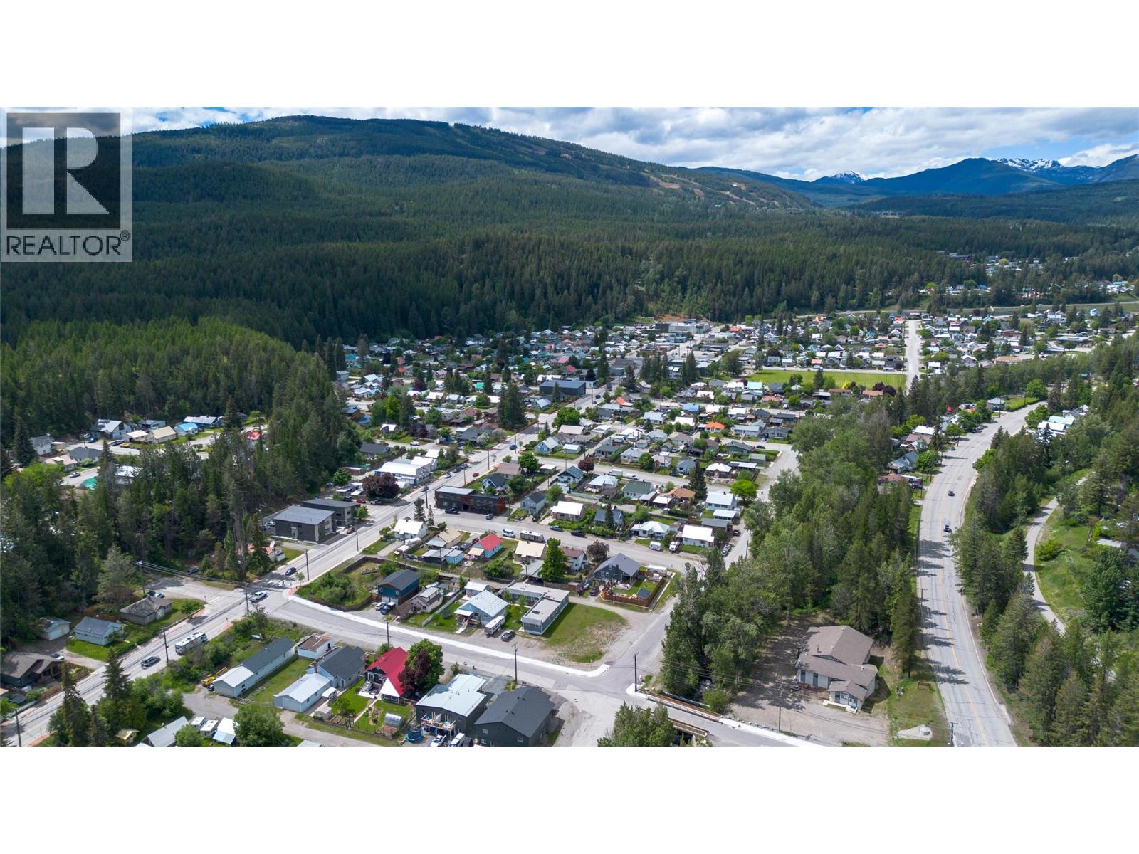 351 Marsden Street, Kimberley, British Columbia  V1A 1H3 - Photo 6 - 10390278