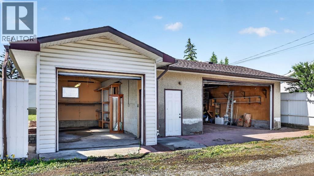 912 Stonehaven Road SW, Calgary, Alberta  T2W 0P6 - Photo 34 - A2315474