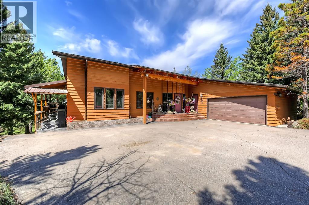 75 Anatapi Lane SW, Calgary, Alberta  T3H 4G2 - Photo 5 - A2315892