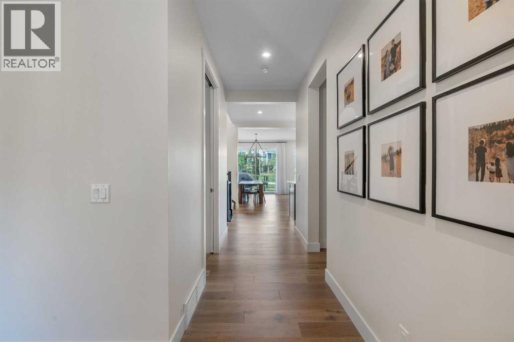 236 Marina Grove SE, Calgary, Alberta  T3M 3J4 - Photo 3 - A2317018