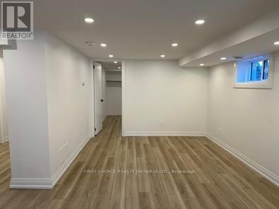 2 - 696 Holt Crescent, Ottawa, Ontario  K1G 2Y7 - Photo 5 - X13410460