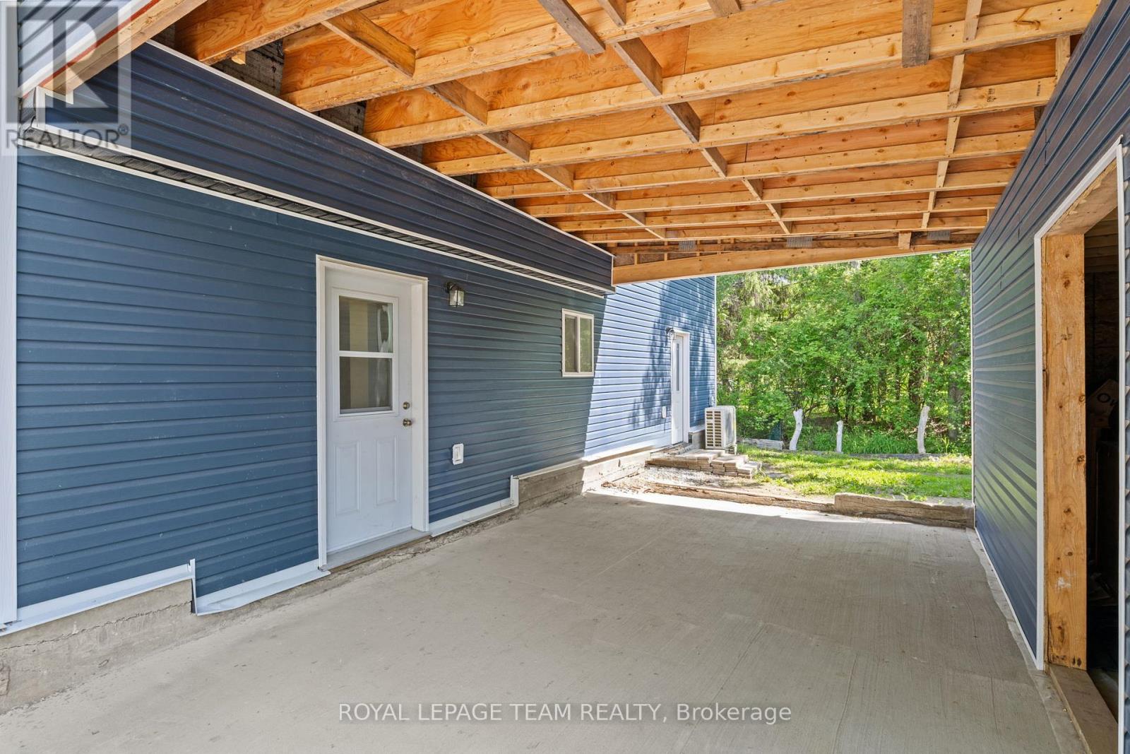 76 South Street, Lanark Highlands, Ontario  K0G 1K0 - Photo 3 - X13410470