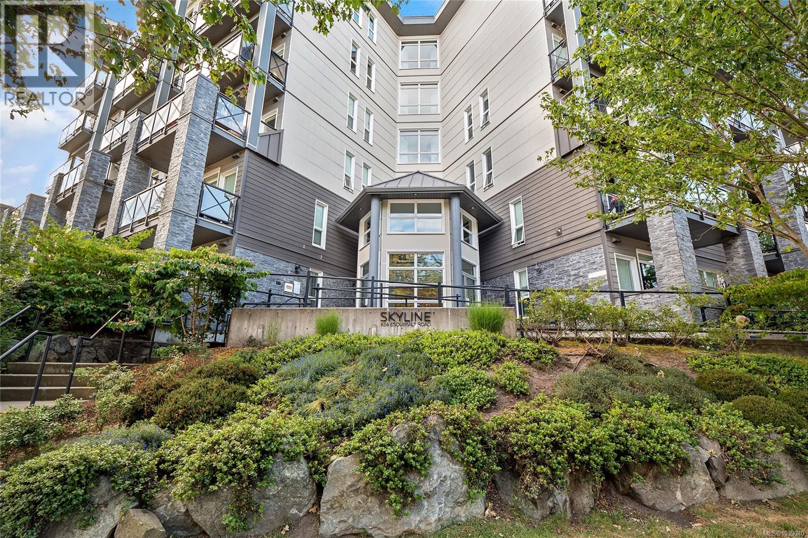 410 924 Esquimalt Rd