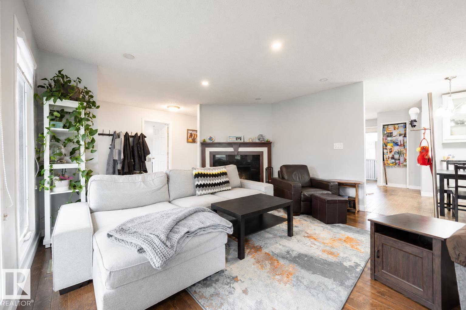 17932 93 Av Nw, Edmonton, Alberta  T5T 1V6 - Photo 3 - E4492185