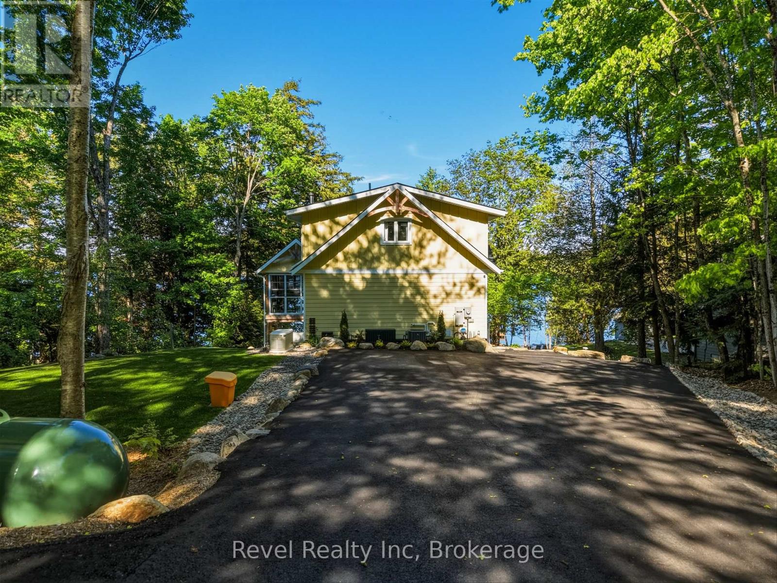 1090 Lawson Road, Lake Of Bays, Ontario  P0B 1A0 - Photo 3 - X13410536