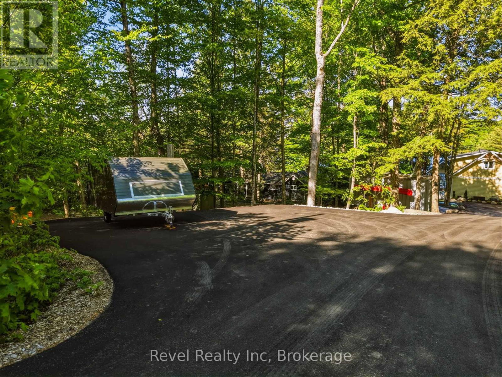 1090 Lawson Road, Lake Of Bays, Ontario  P0B 1A0 - Photo 4 - X13410536