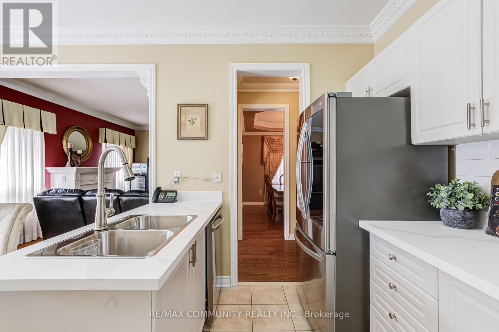 96 Cindy Nicholas Drive, Toronto, Ontario  M1E 5L1 - Photo 22 - E13410482