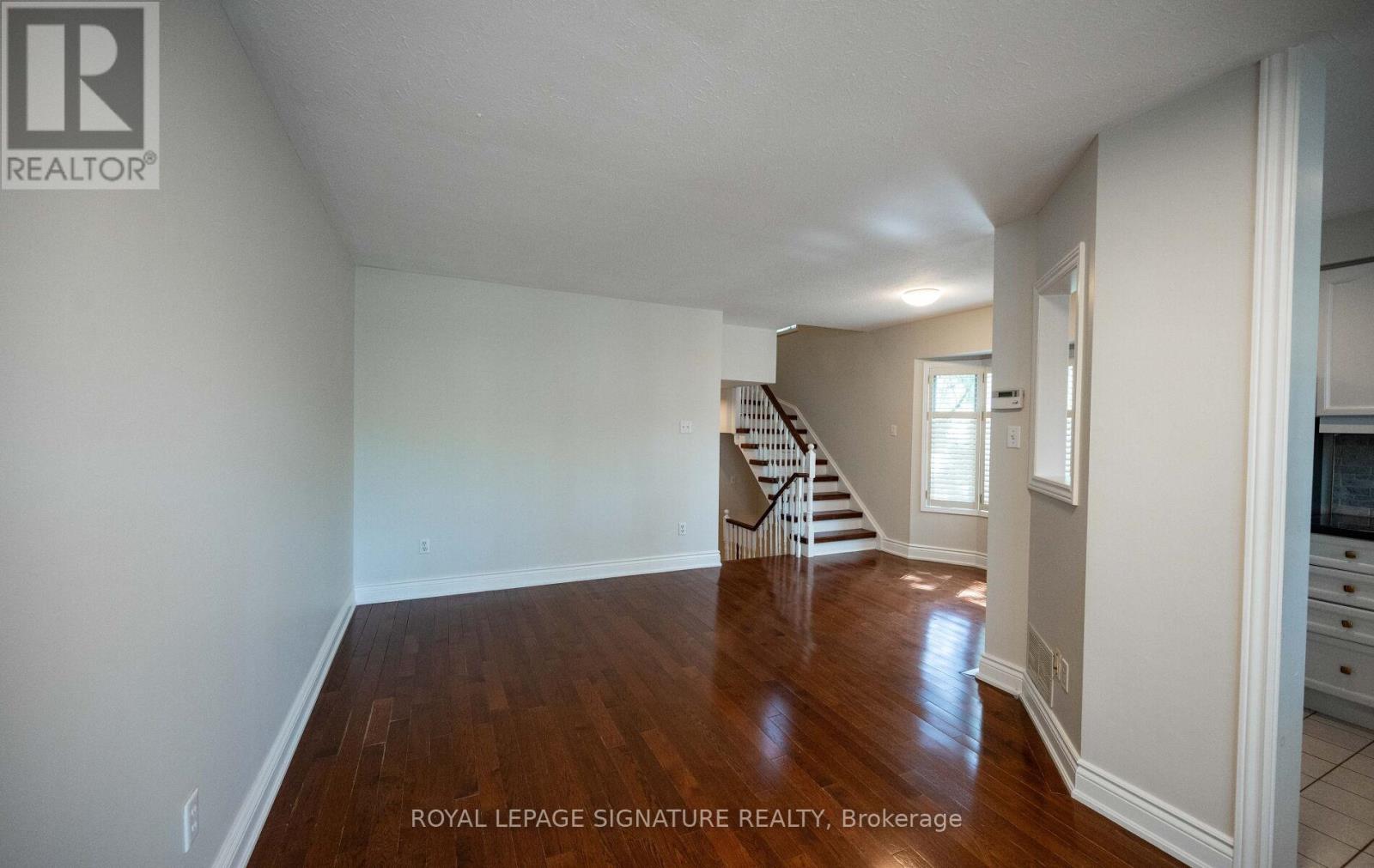 6 - 1015 Johnson Lane, Mississauga, Ontario  L5J 2P6 - Photo 7 - W13253816