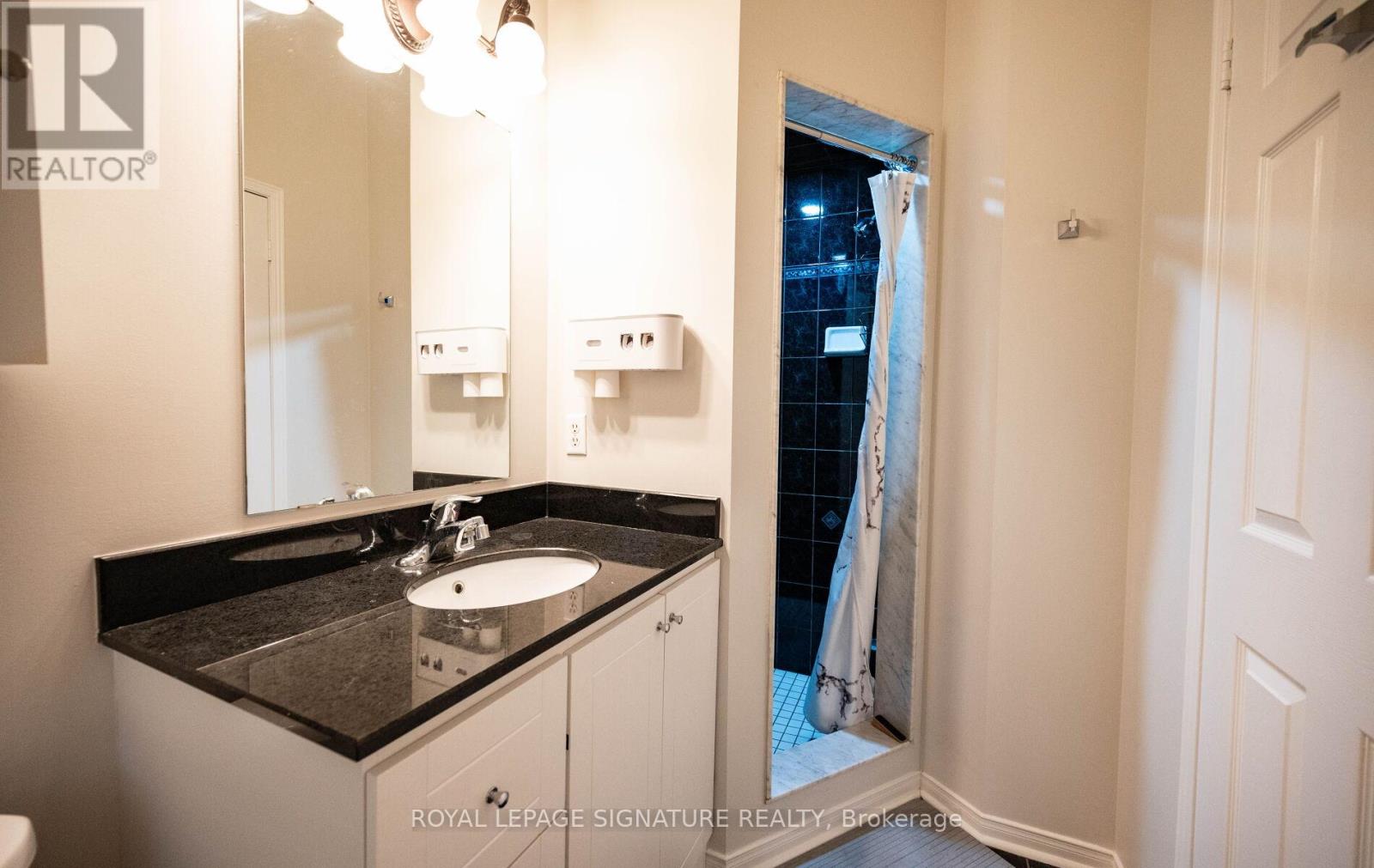 6 - 1015 Johnson Lane, Mississauga, Ontario  L5J 2P6 - Photo 41 - W13253816