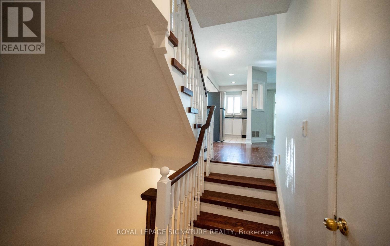 6 - 1015 Johnson Lane, Mississauga, Ontario  L5J 2P6 - Photo 6 - W13253816