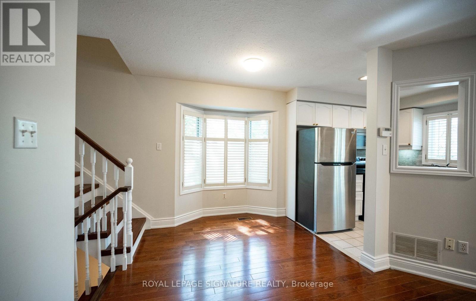 6 - 1015 Johnson Lane, Mississauga, Ontario  L5J 2P6 - Photo 9 - W13253816