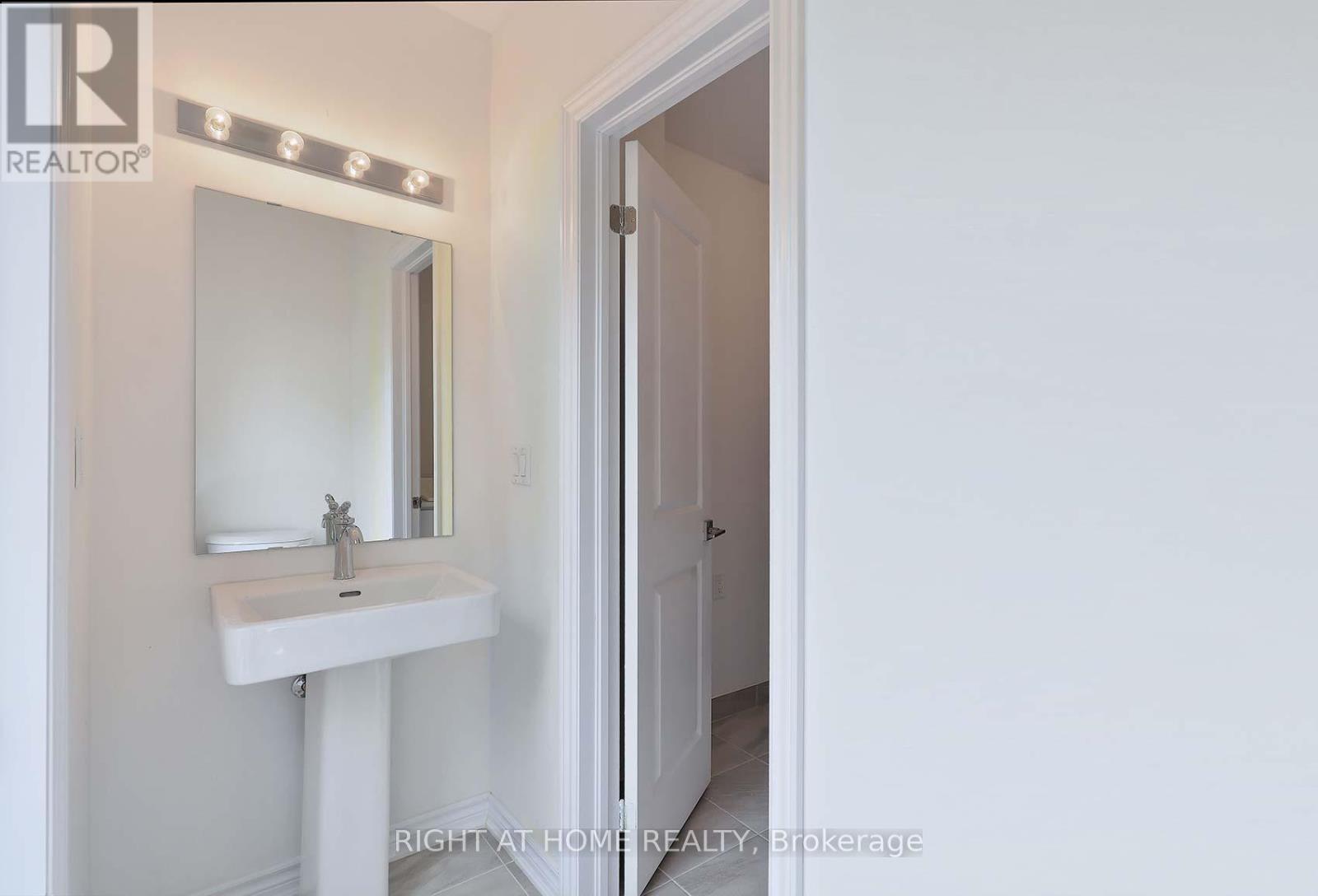 19 Paradox Street, Vaughan, Ontario L4H 5H1 - Photo 16 - N13410480