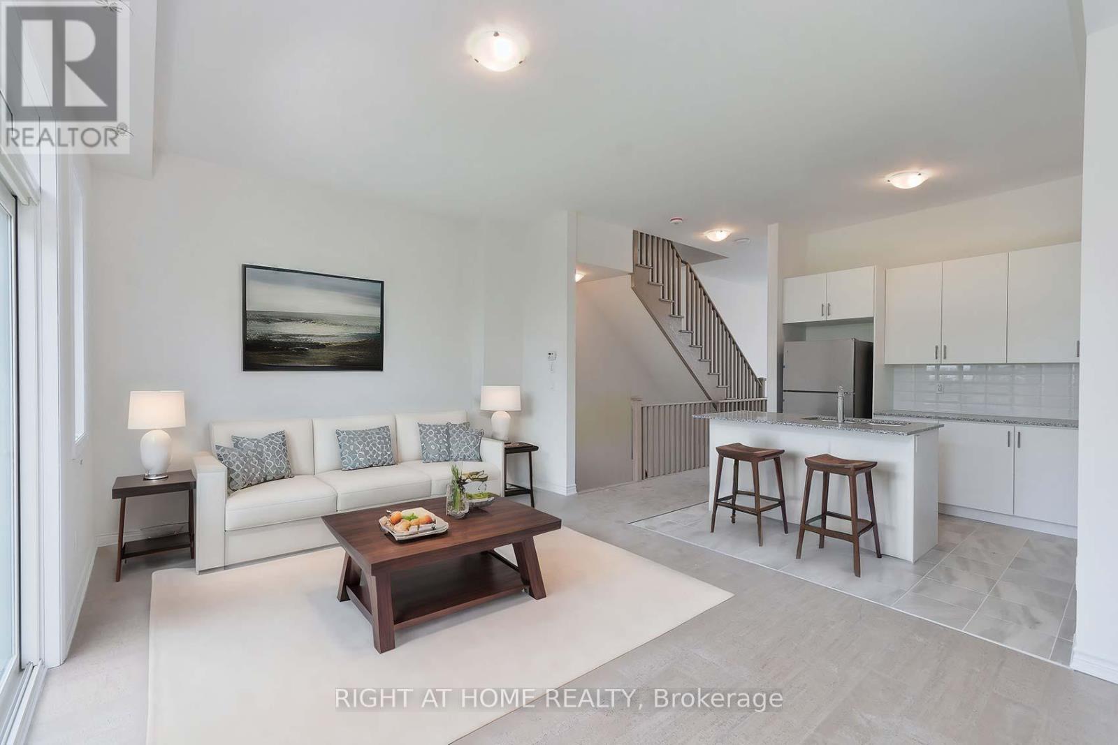 19 Paradox Street, Vaughan, Ontario L4H 5H1 - Photo 7 - N13410480