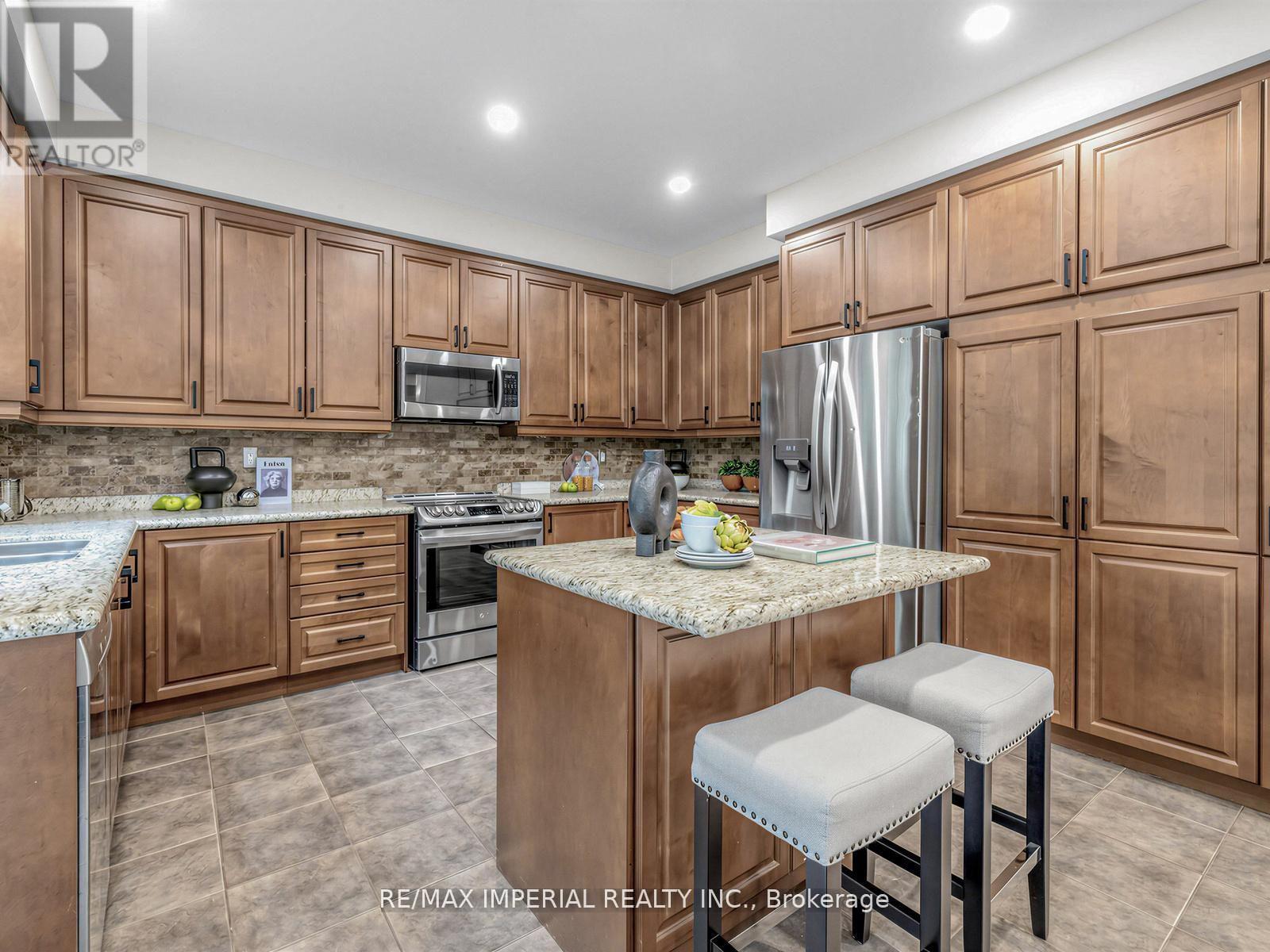 363 Maria Antonia Road, Vaughan, Ontario  L4H 0X5 - Photo 14 - N13410488