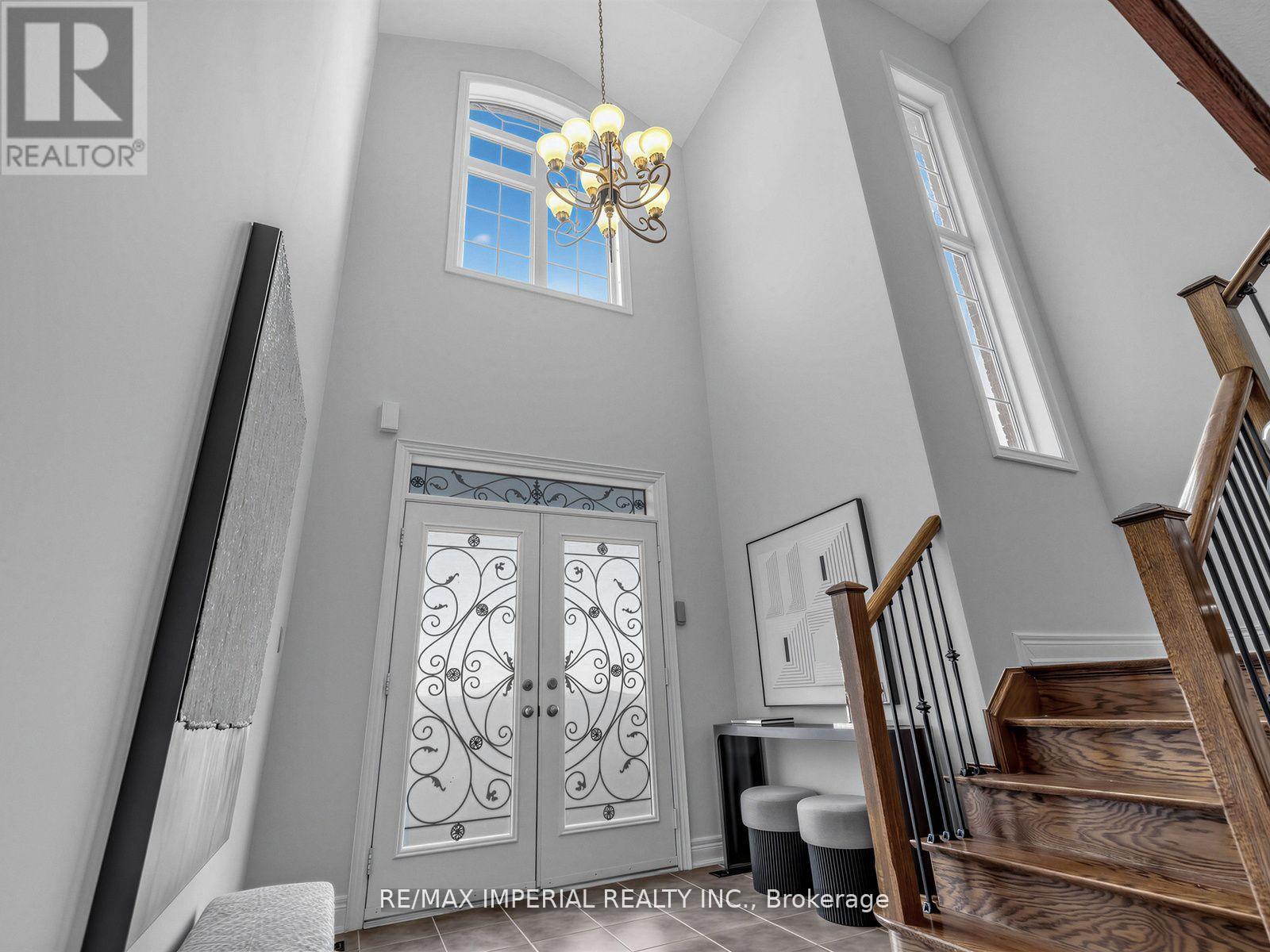 363 Maria Antonia Road, Vaughan, Ontario  L4H 0X5 - Photo 4 - N13410488