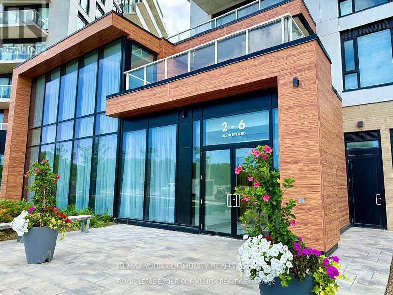 421 - 2 DAVID EYER ROAD, Richmond Hill, Ontario