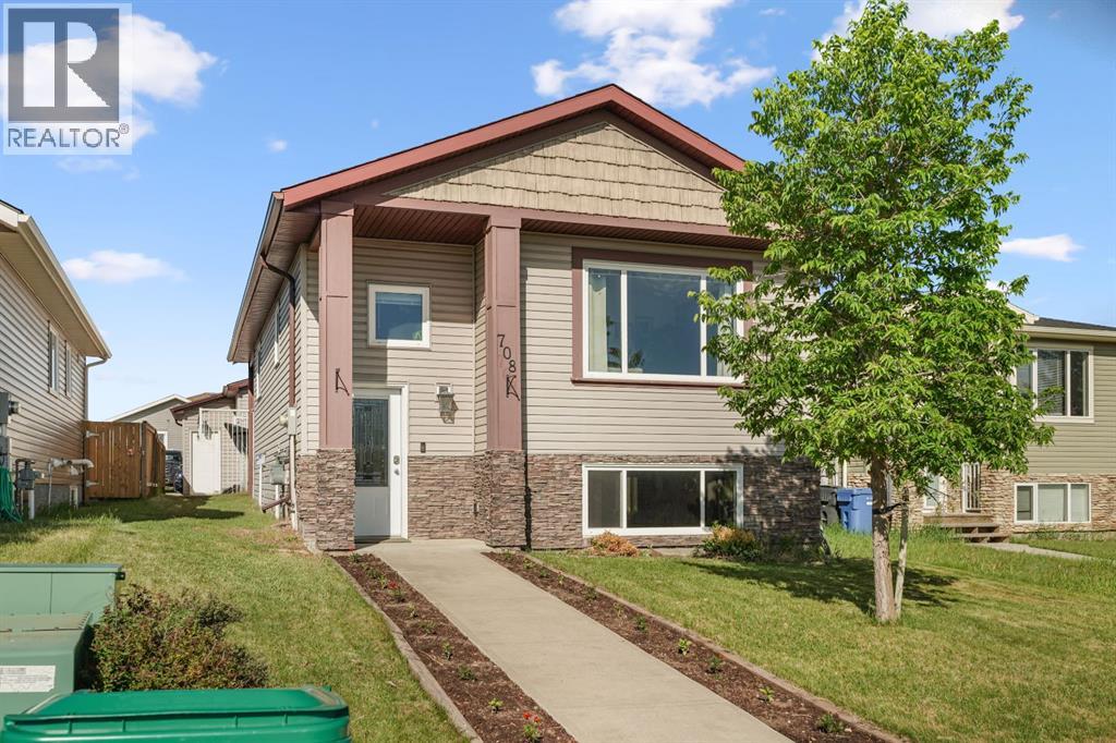 708 Mt Sundance Lane W, Lethbridge, Alberta