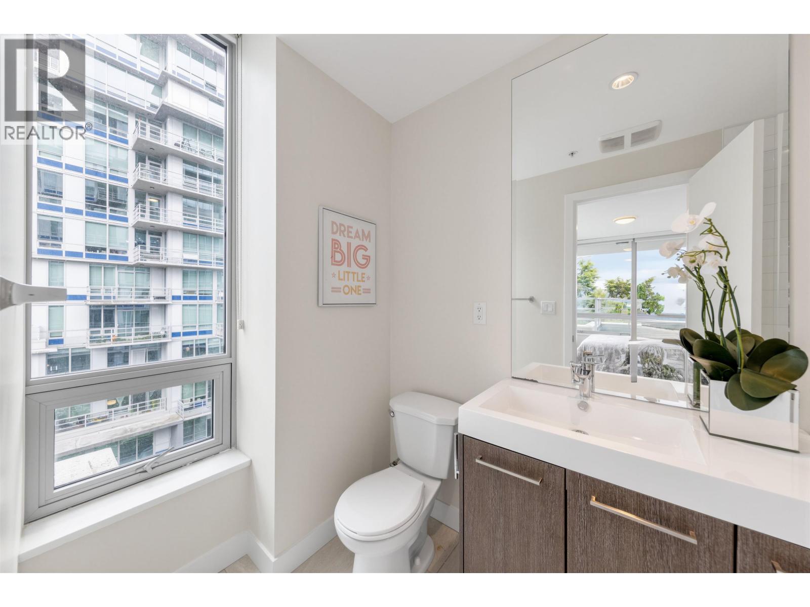 708 9060 University Crescent, Burnaby, British Columbia  V5A 0E1 - Photo 12 - R3132971