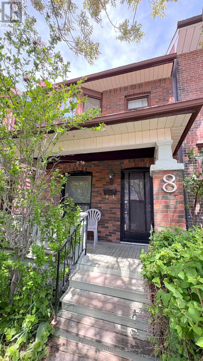 8 Burnfield Avenue, Toronto, Ontario  M6G 1Y5 - Photo 2 - W13410462