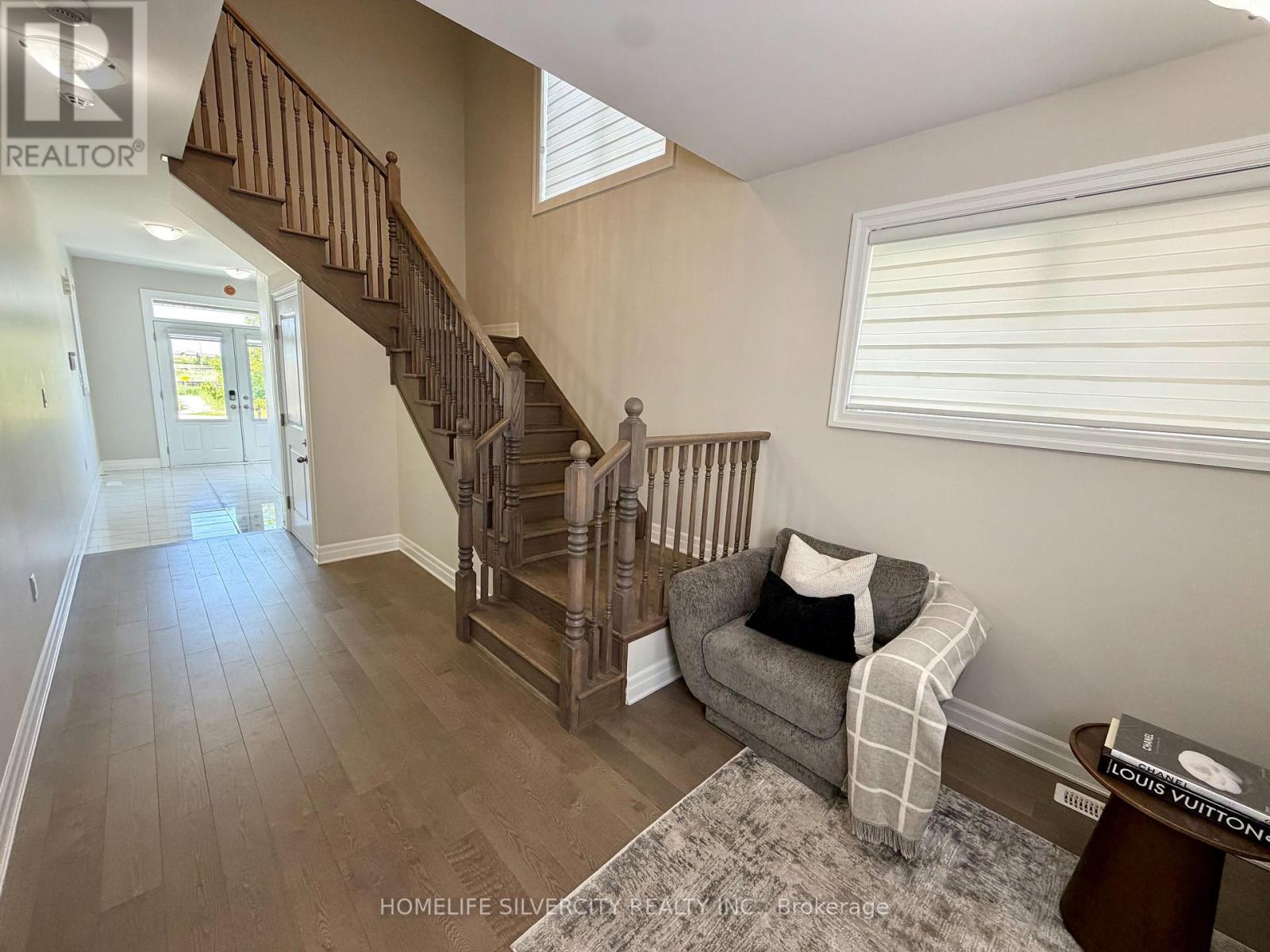 588 Queen Mary Drive, Brampton, Ontario  L7A 5H5 - Photo 8 - W13410472