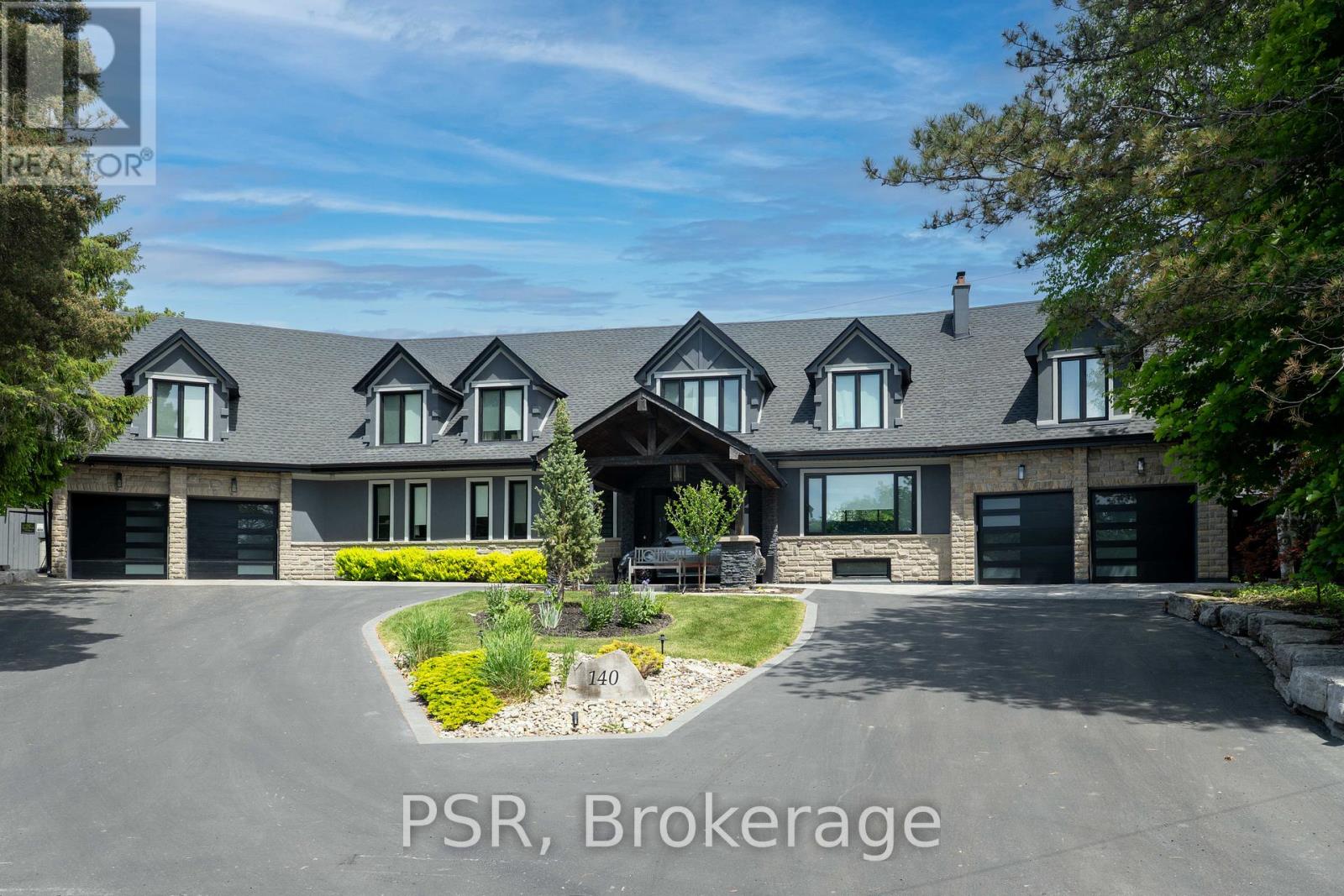 140 RAVENDALE COURT, Vaughan, Ontario