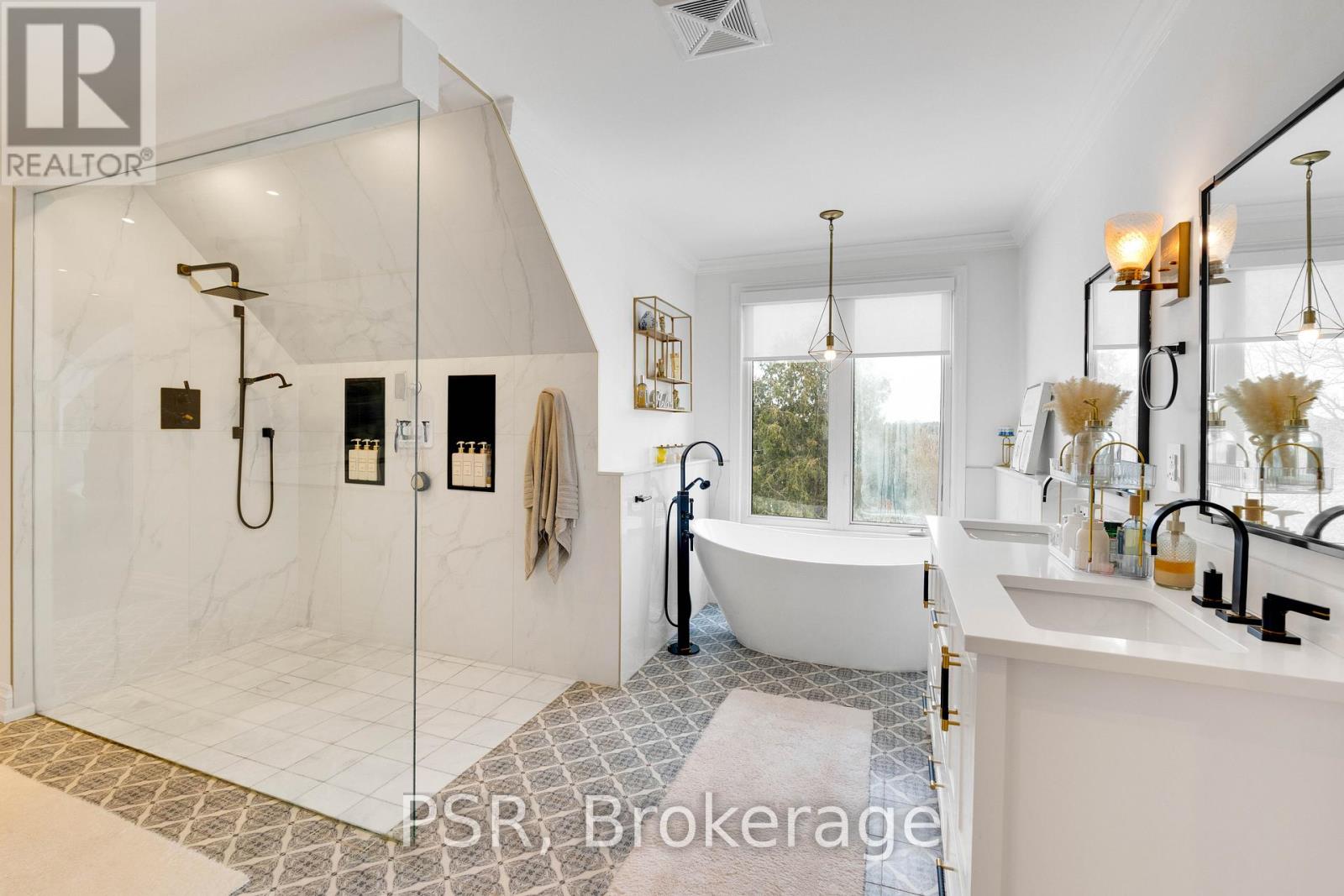 140 Ravendale Court, Vaughan, Ontario  L0J 1C0 - Photo 23 - N12843666