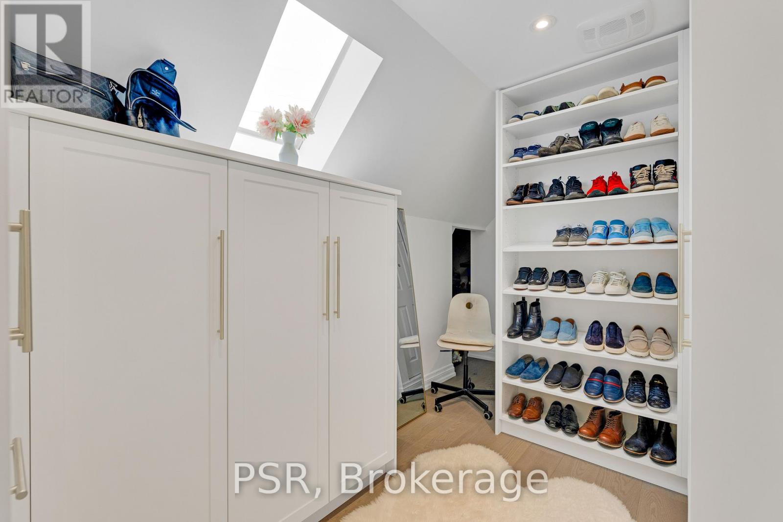 140 Ravendale Court, Vaughan, Ontario  L0J 1C0 - Photo 24 - N12843666