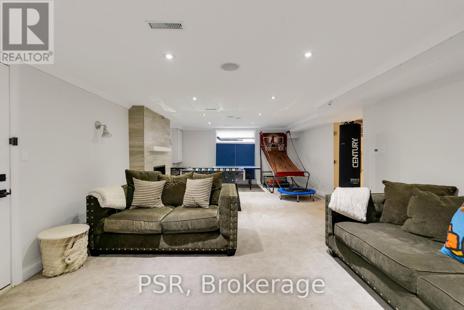 140 Ravendale Court, Vaughan, Ontario  L0J 1C0 - Photo 32 - N12843666