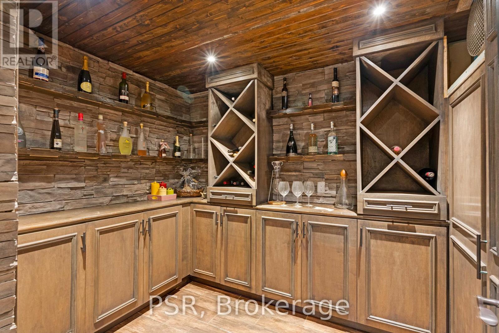 140 Ravendale Court, Vaughan, Ontario  L0J 1C0 - Photo 33 - N12843666