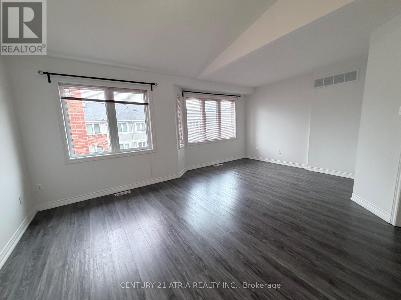 54 - 18 Clark Avenue W, Vaughan, Ontario  L4J 8H1 - Photo 10 - N13167190