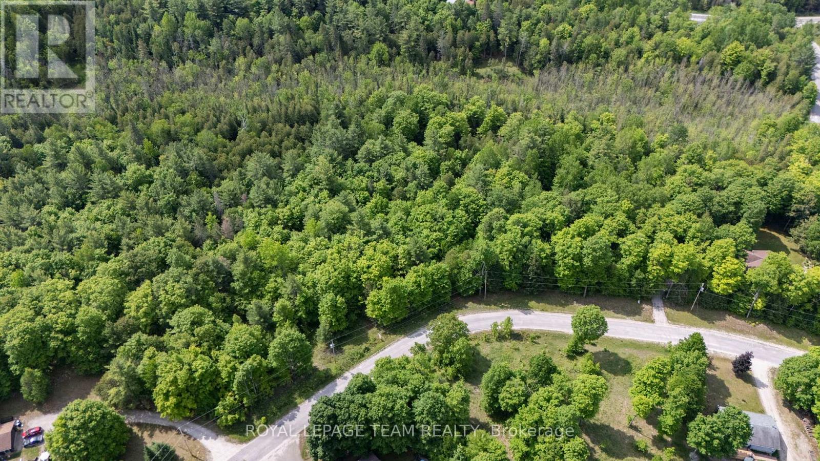 00 Maple Street, Lanark Highlands, Ontario K0G 1M0 - Photo 20 - X12999806