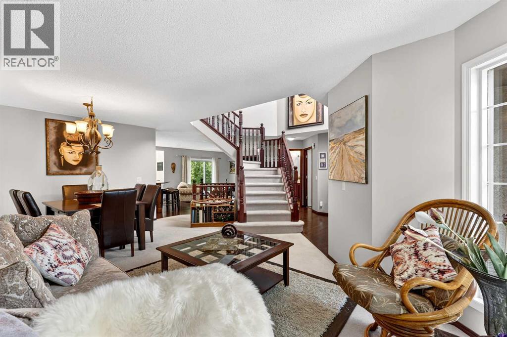 402 Douglas Park View SE, Calgary, Alberta  T2Z 2N3 - Photo 4 - A2317327