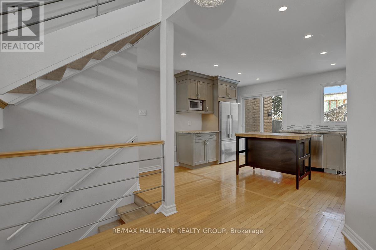 261 Bruyere Street, Ottawa, Ontario  K1N 5E5 - Photo 12 - X13410554