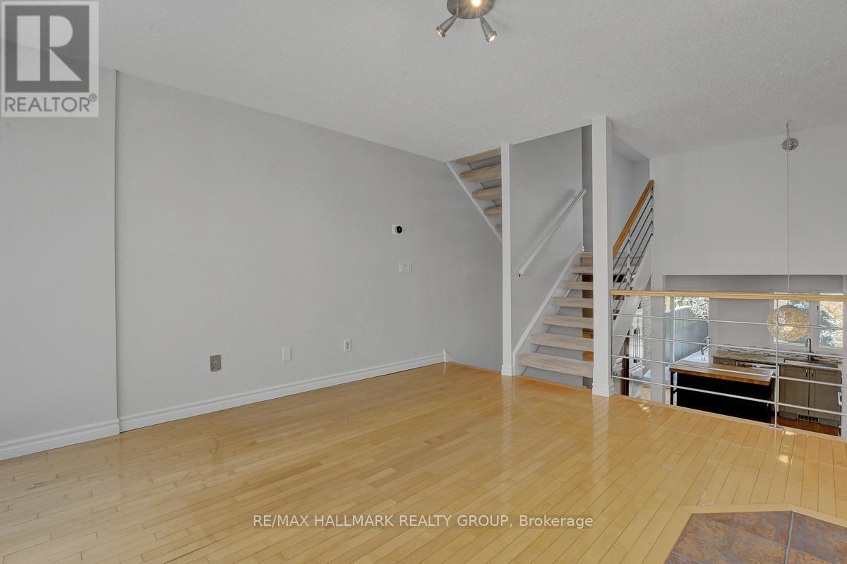261 Bruyere Street, Ottawa, Ontario  K1N 5E5 - Photo 15 - X13410554