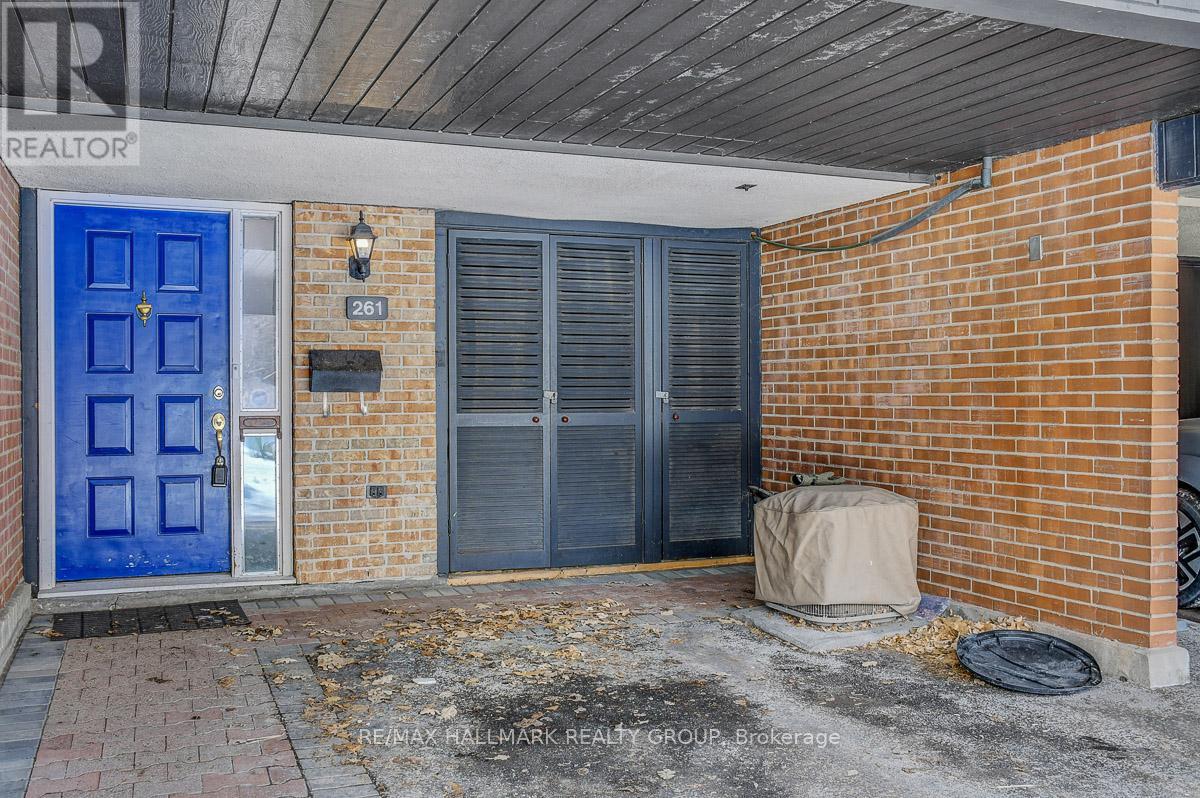 261 Bruyere Street, Ottawa, Ontario  K1N 5E5 - Photo 2 - X13410554