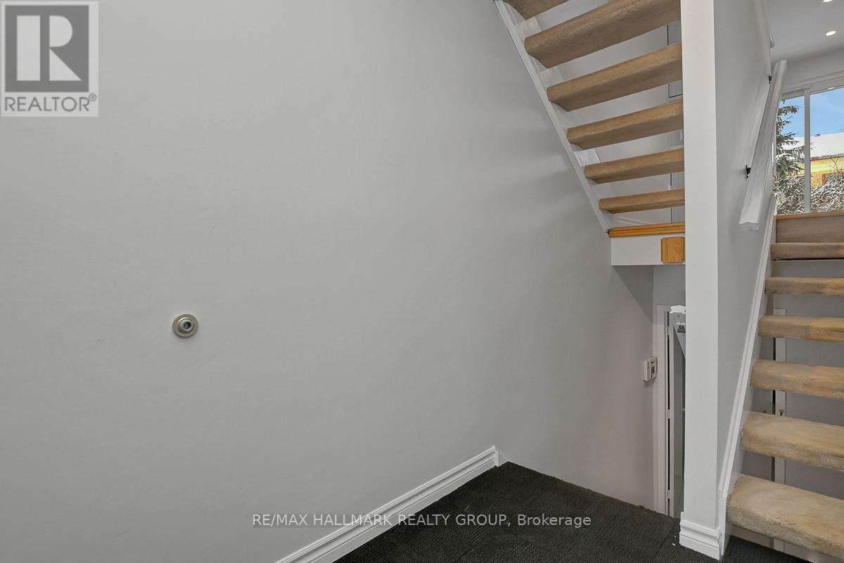 261 Bruyere Street, Ottawa, Ontario  K1N 5E5 - Photo 4 - X13410554