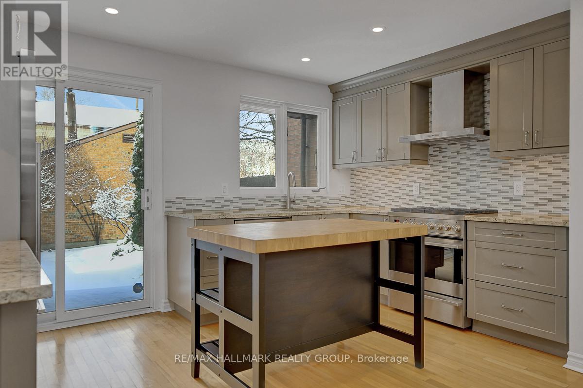 261 Bruyere Street, Ottawa, Ontario  K1N 5E5 - Photo 6 - X13410554