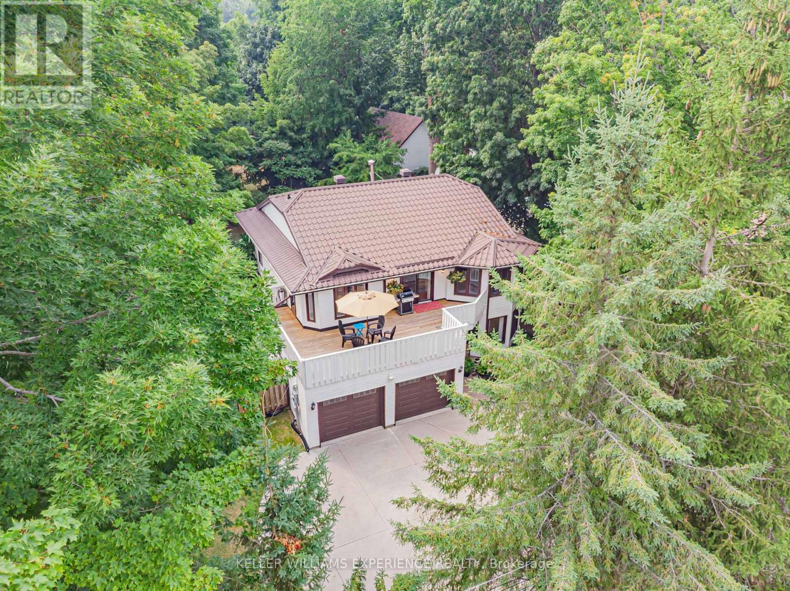 2030 Lilac Drive, Innisfil, Ontario  L9S 1Y9 - Photo 3 - N13248144