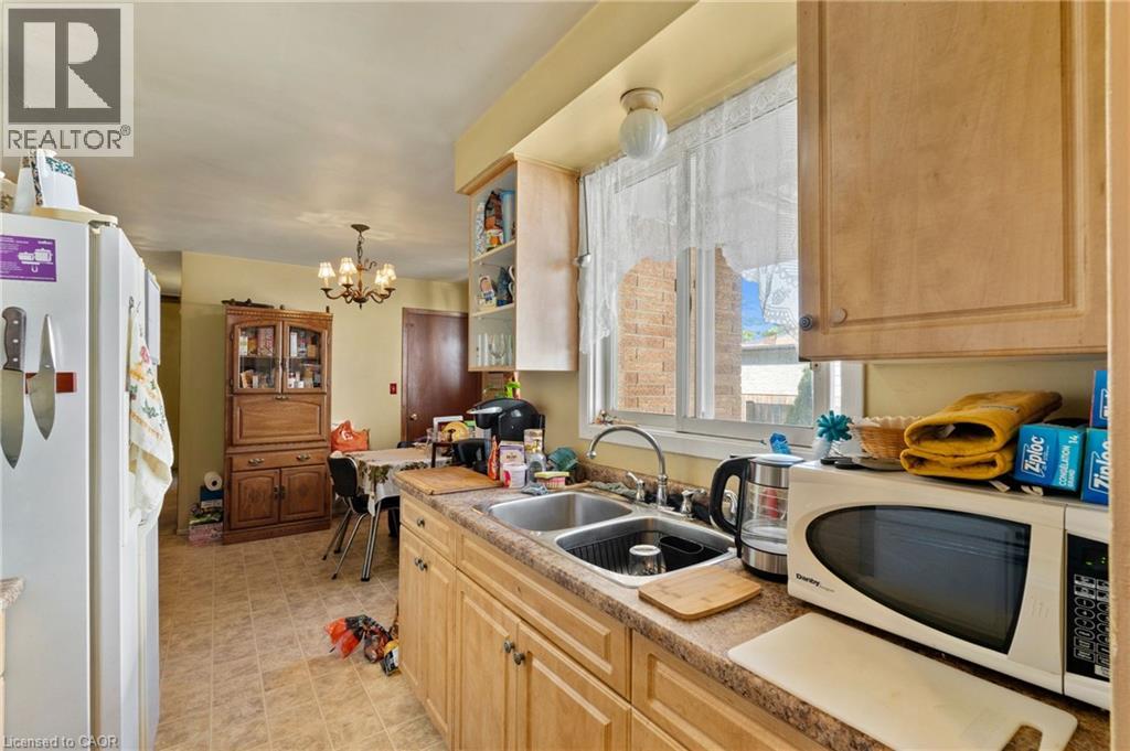 80 1/2 Melody Trail, St. Catharines, Ontario  L2M 1C7 - Photo 5 - 40837006