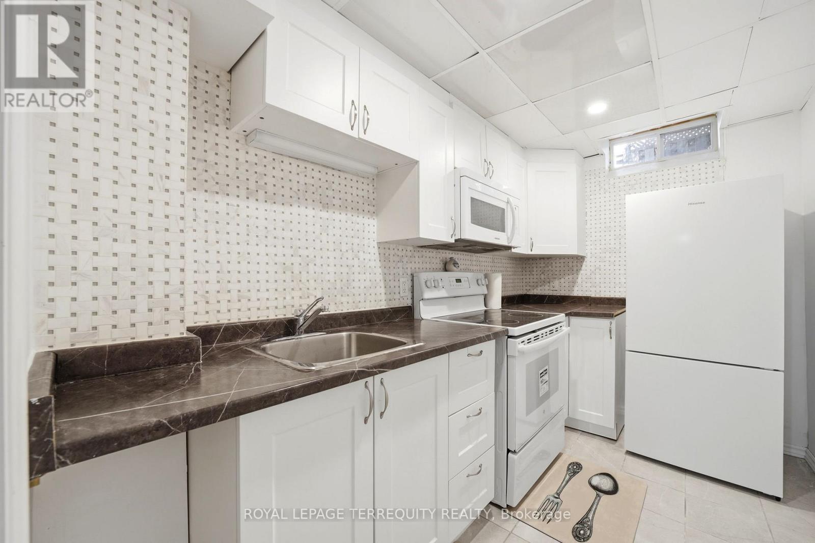 1913 Rosebank Road, Pickering, Ontario  L1V 1P7 - Photo 35 - E13410582