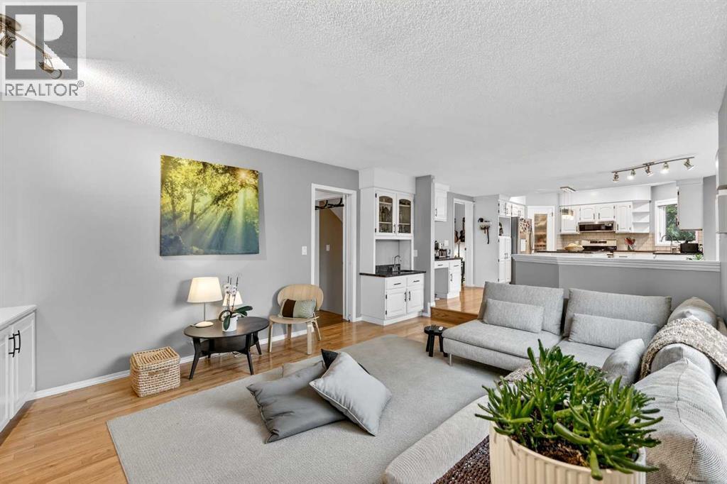 115 Woodpark Terrace SW, Calgary, Alberta  T2W 6E7 - Photo 23 - A2318422