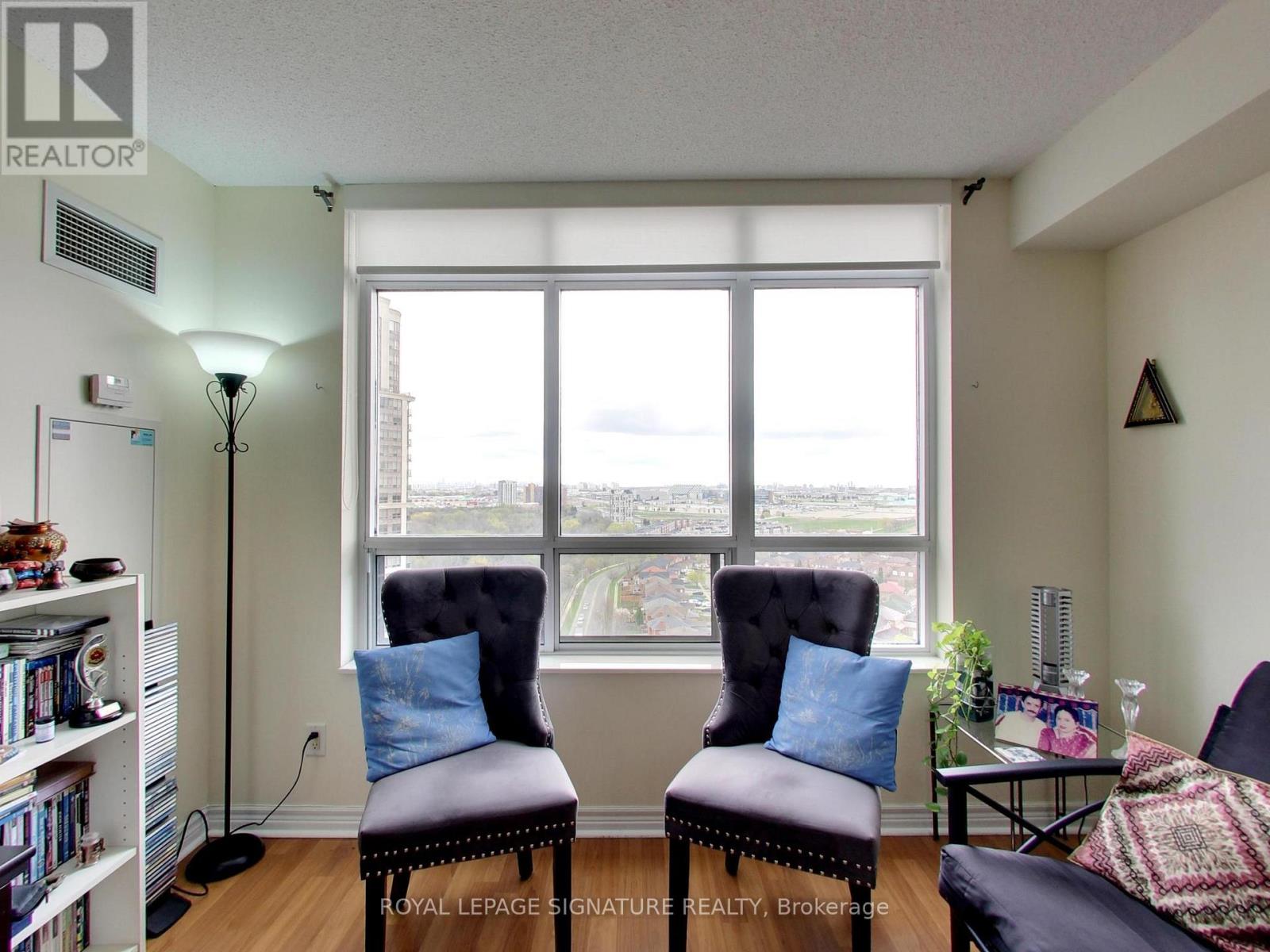 2010 - 710 Humberwood Boulevard, Toronto (West Humber-Clairville), Ontario  M9W 7J5 - Photo 26 - W13410562
