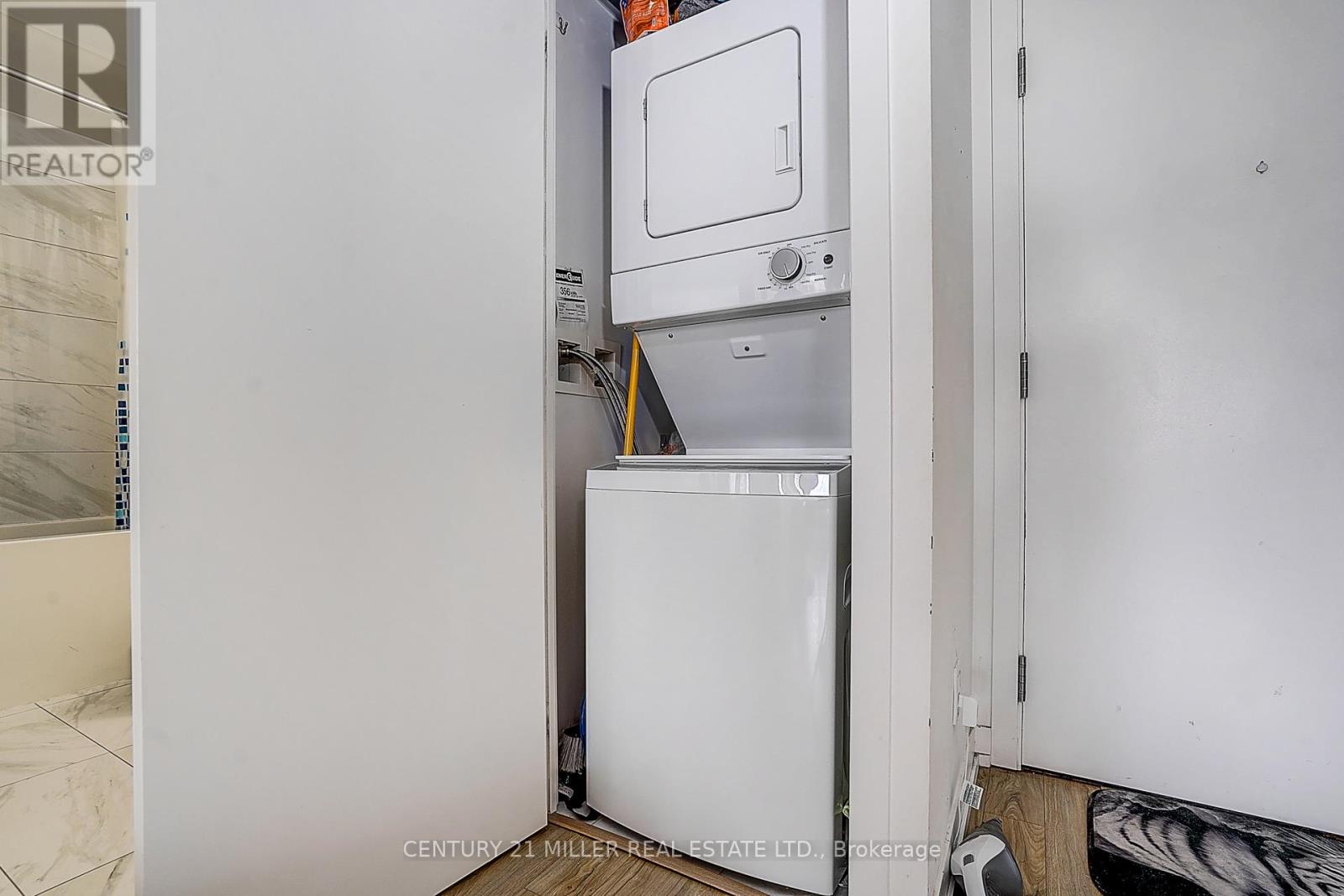 2609 - 85 Wood Street, Toronto, Ontario  M4Y 0E8 - Photo 43 - C13246854