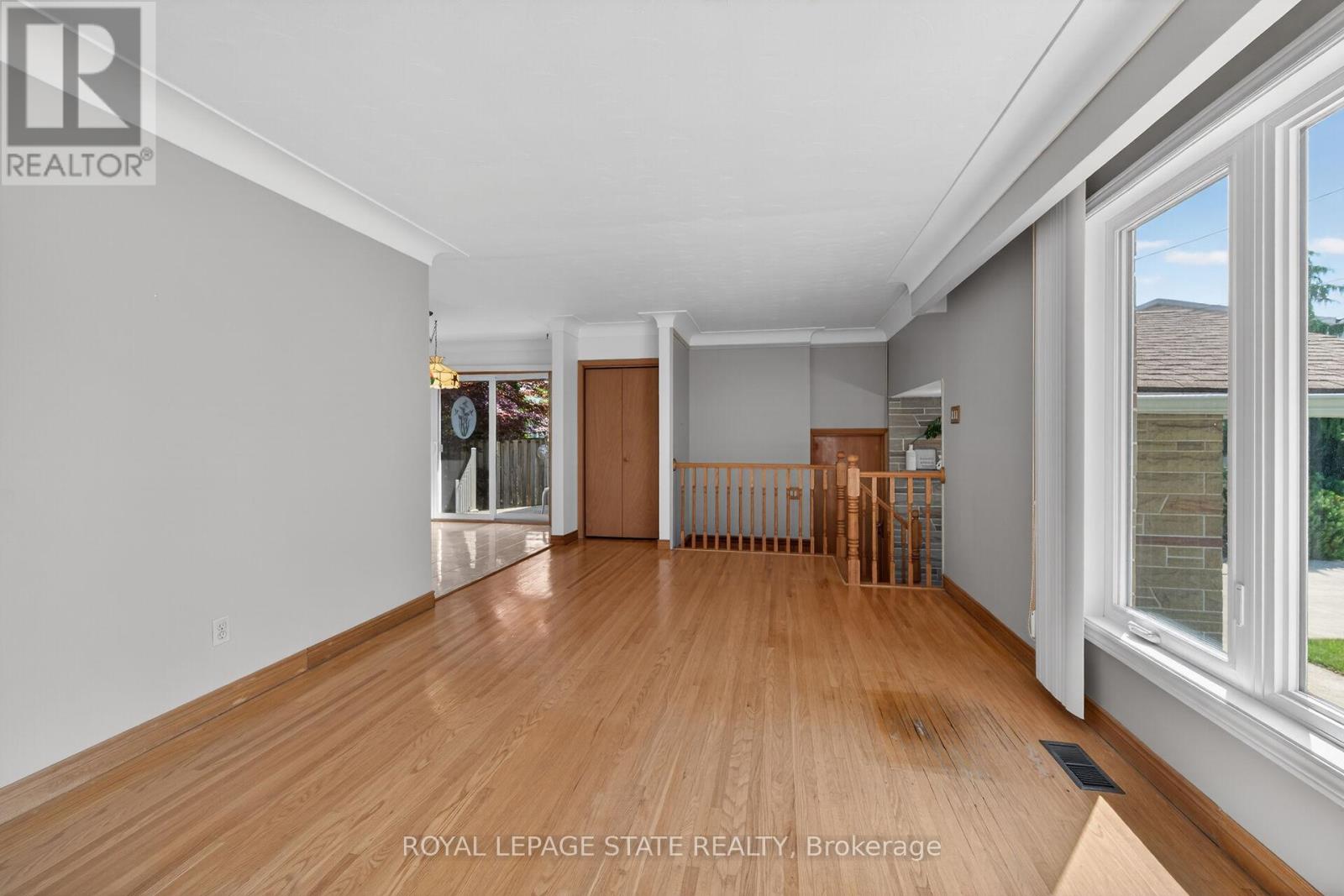 40 Bermuda Court, Hamilton, Ontario  L9C 2J8 - Photo 10 - X13410570