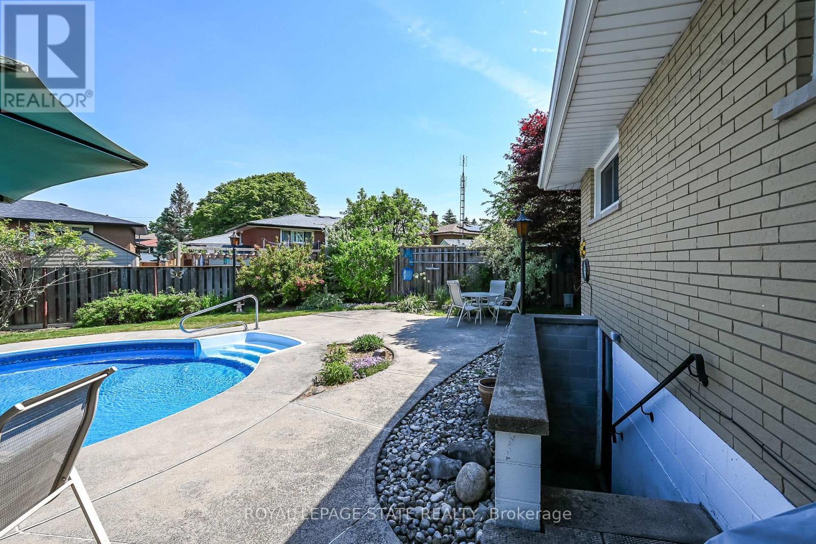 40 Bermuda Court, Hamilton, Ontario  L9C 2J8 - Photo 45 - X13410570